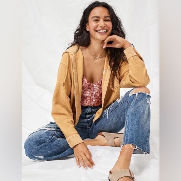 American Eagle Gold Corduroy Relaxed Fit Raglan Semi-Cropped Jacket (XS) - Picture 5 of 11